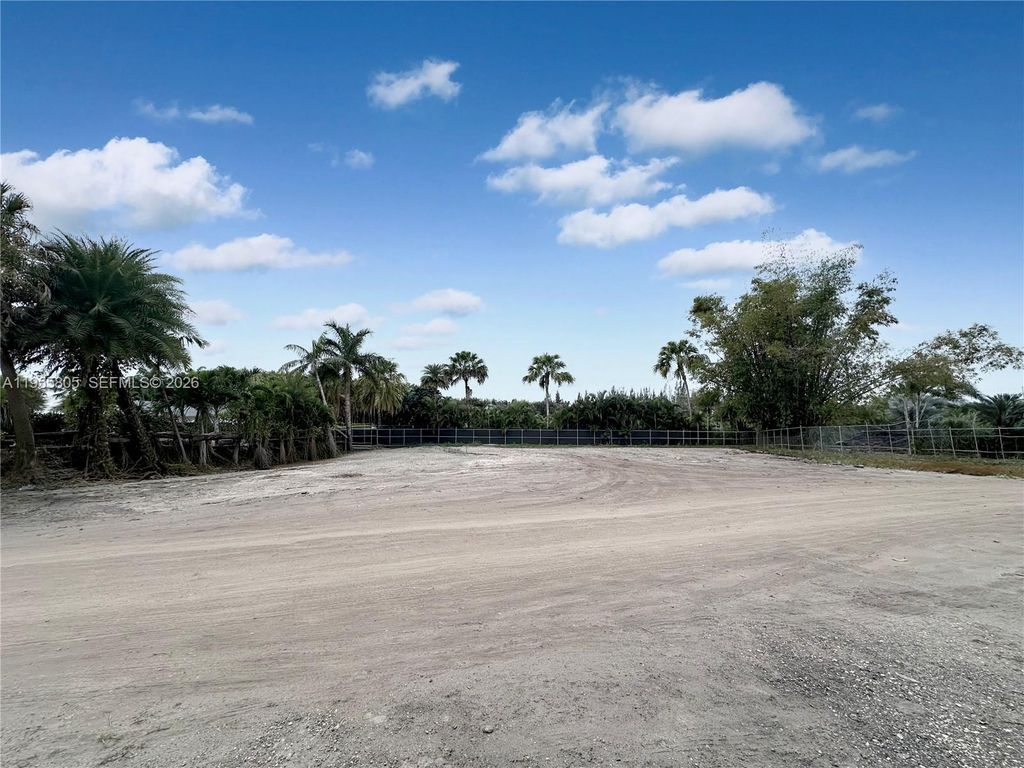 Photo of 18701 Sheridan St, Southwest Ranches, FL 33332 (MLS # A11955805)