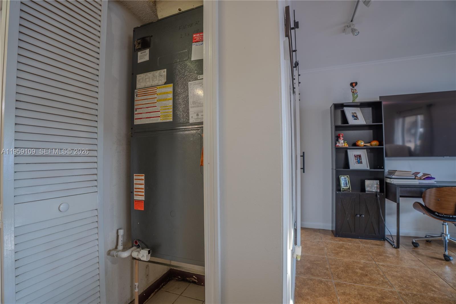 TOWNHOMES OF ORIOLE II - Residential