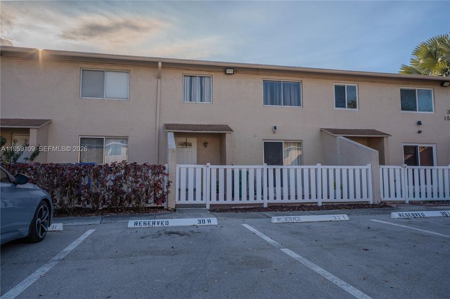 MOVE IN READY!!! Bright 3b/2.5b townhome located in the Townhome Oriole community.  The first floor offers lots of natural light with an open layout and a spacious family room. The two-story design with 3 bedrooms upstairs offers added privacy. The home features stainless steel appliances, tile floors downstairs, wood laminate floors upstairs, washer and dryer located in the unit, and much more. The screened patio plus a private backyard it's perfect for families and entertaining. HOA includes water & sewer. Must be owner occupied.  Enjoy the forever Miami summers in the community pool. Centrally located near major highways, schools, shopping, golf, hospital, and restaurants.