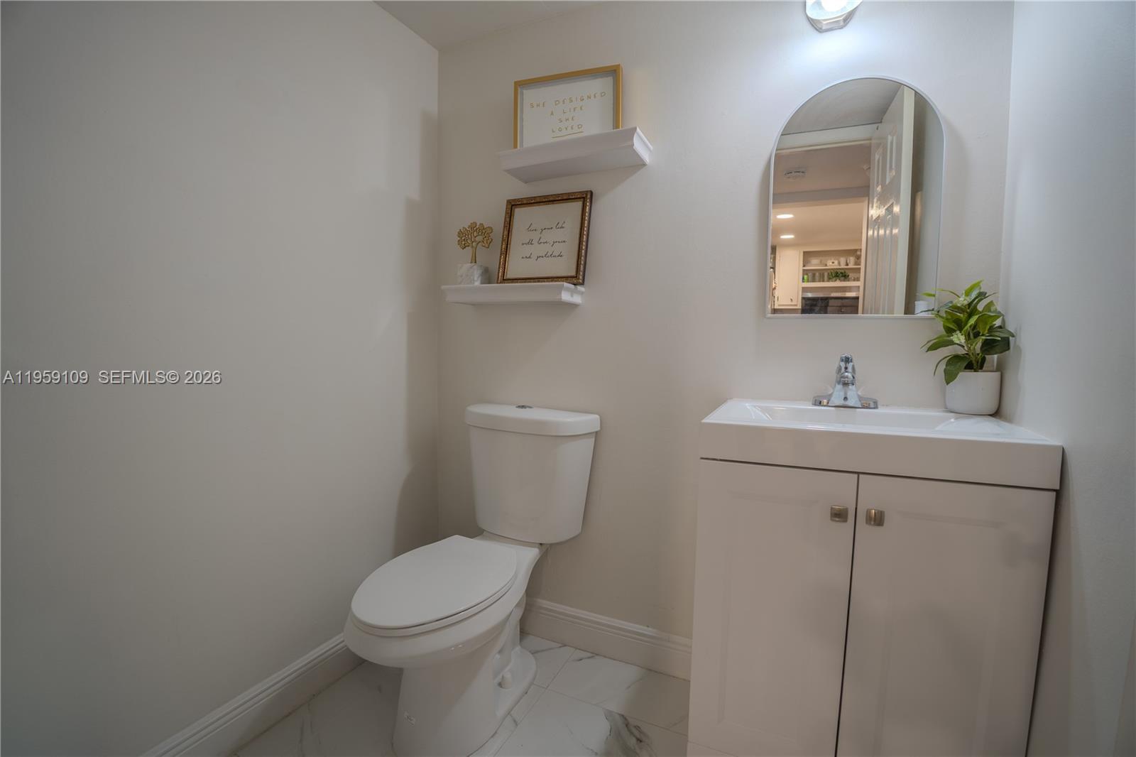 TOWNHOMES OF ORIOLE II - Residential