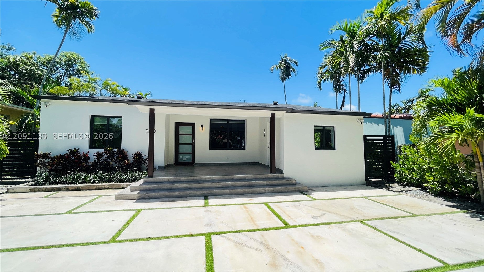 2250 SW 23rd St