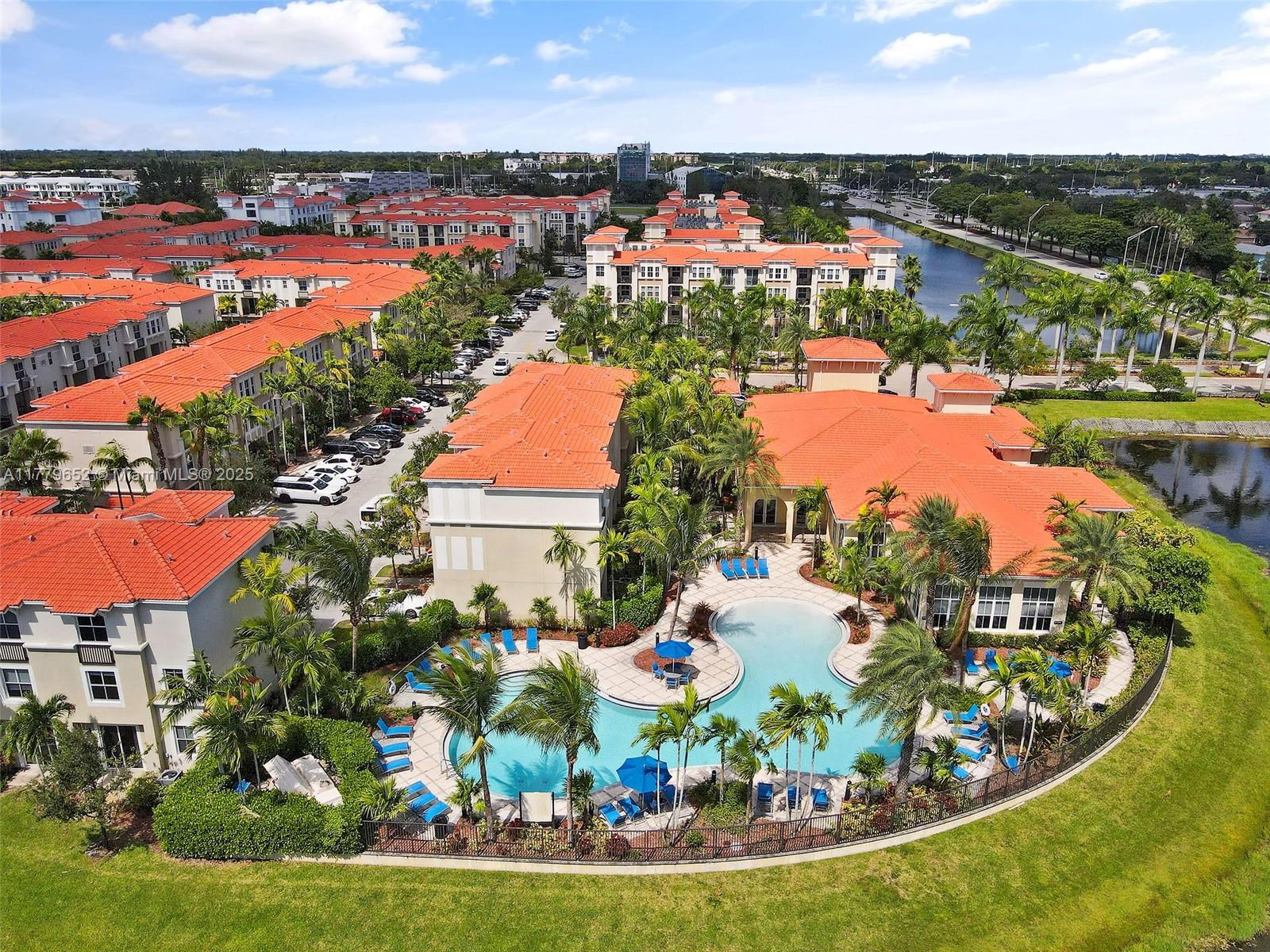 10170 Sw 7th St 31-409, Pembroke Pines, Miami-Dade County, Florida - 1 Bedrooms  
1 Bathrooms - 