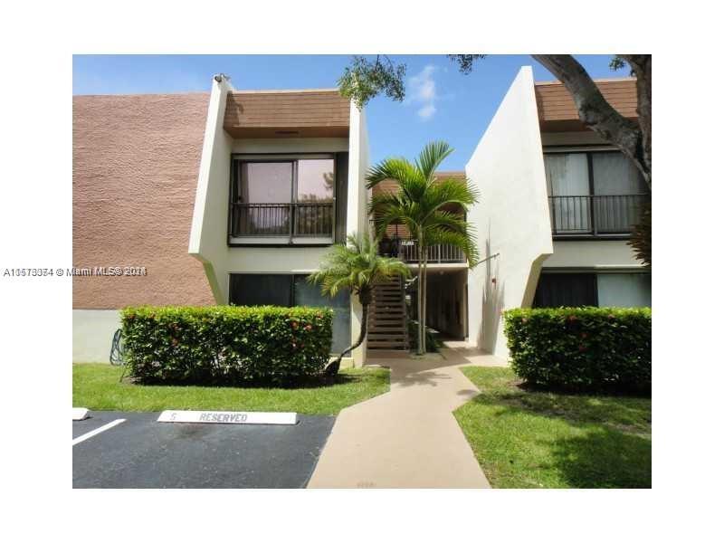 8277 Sw 128th St St F-208, Pinecrest, Miami-Dade County, Florida - 3 Bedrooms  
2 Bathrooms - 