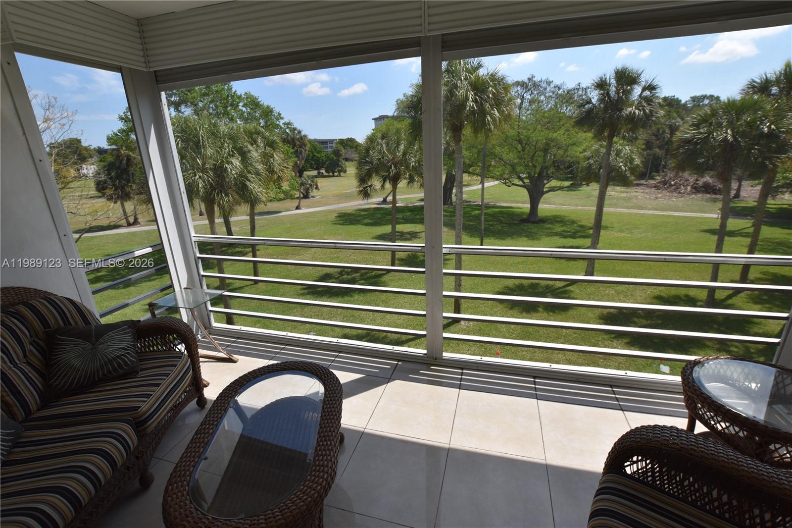 NO 70 PALM-AIRE COUNTRY C - Residential