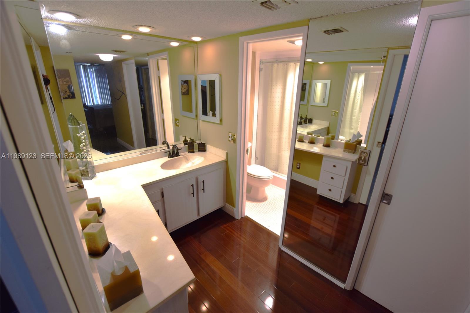 NO 70 PALM-AIRE COUNTRY C - Residential