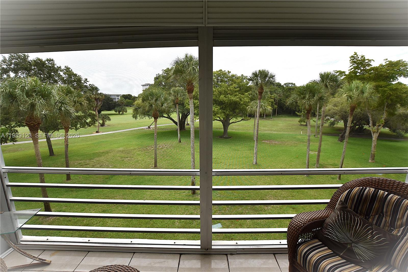 NO 70 PALM-AIRE COUNTRY C - Residential