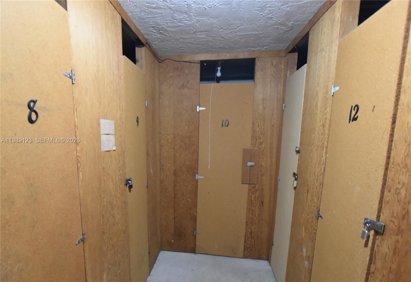 NO 70 PALM-AIRE COUNTRY C - Residential