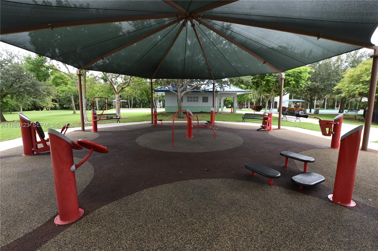 NO 70 PALM-AIRE COUNTRY C - Residential