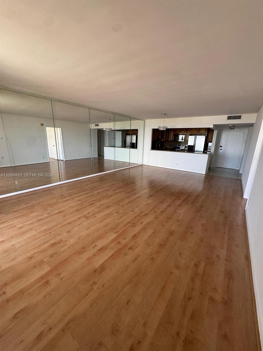 OLYMPUS CONDO PHASE - Residential