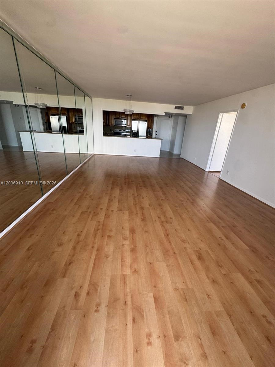 OLYMPUS CONDO PHASE - Residential