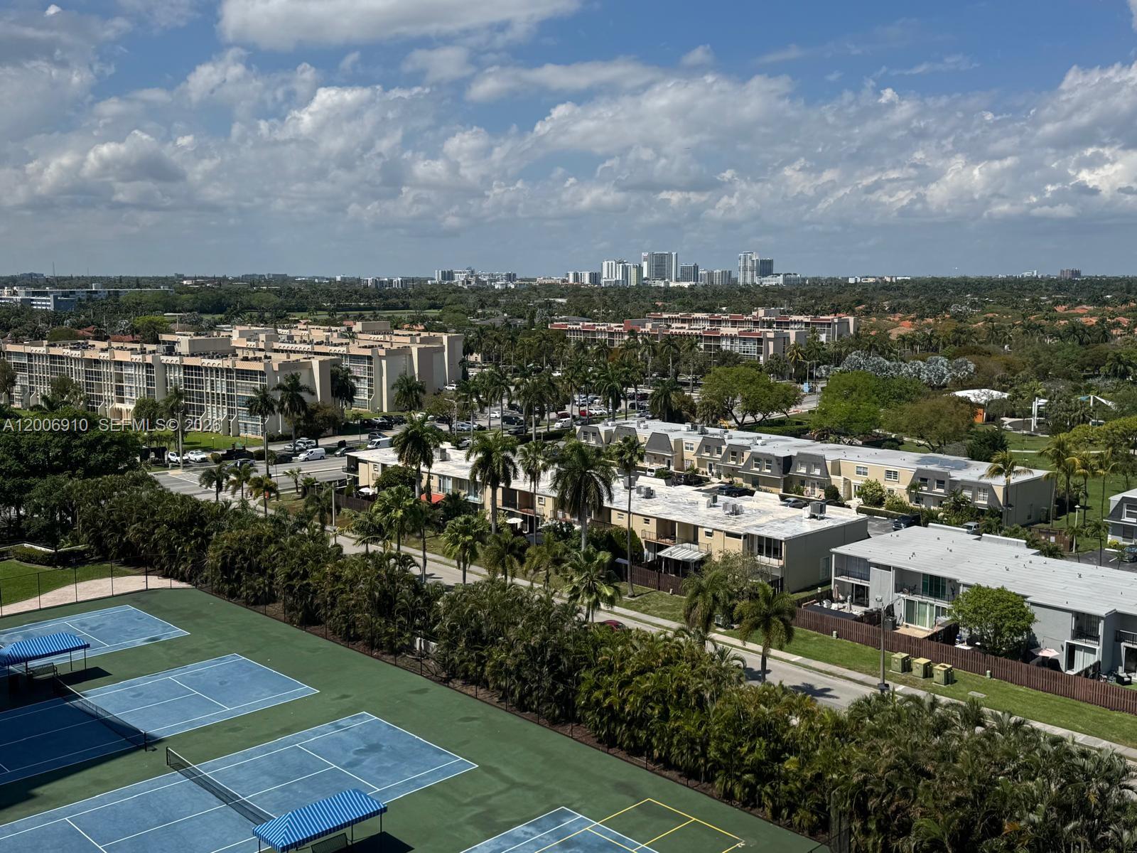 OLYMPUS CONDO PHASE - Residential