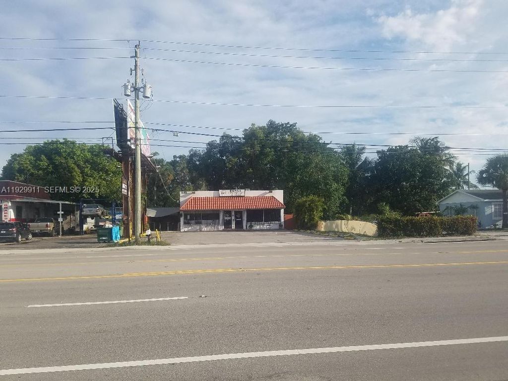 Photo of Palm Springs, FL 33461 (MLS # A11929911)