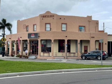 45 Curtiss Pkwy Miami Springs FL 33166