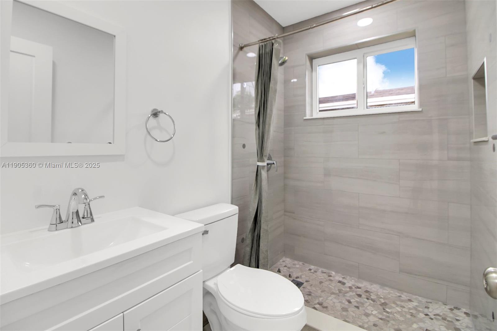 S ALLAPATTAH GARDENS - Residential Lease