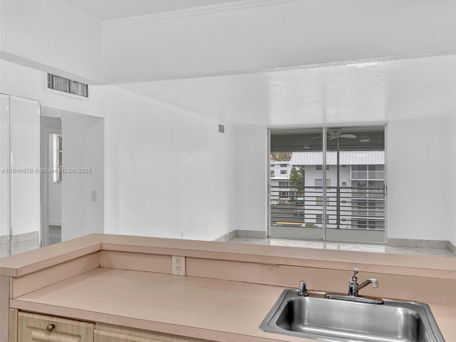 EDEN ISLES CONDO PART 2 - Residential