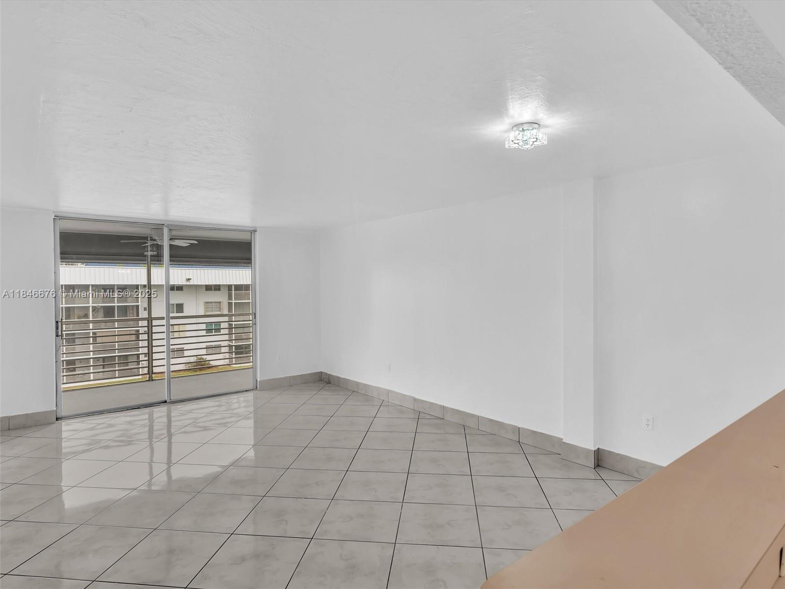 EDEN ISLES CONDO PART 2 - Residential