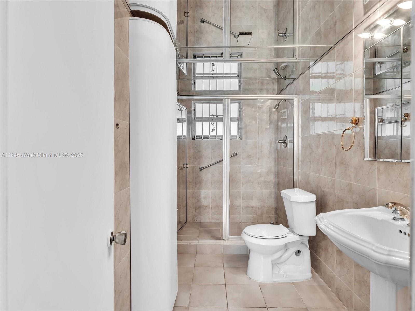 EDEN ISLES CONDO PART 2 - Residential