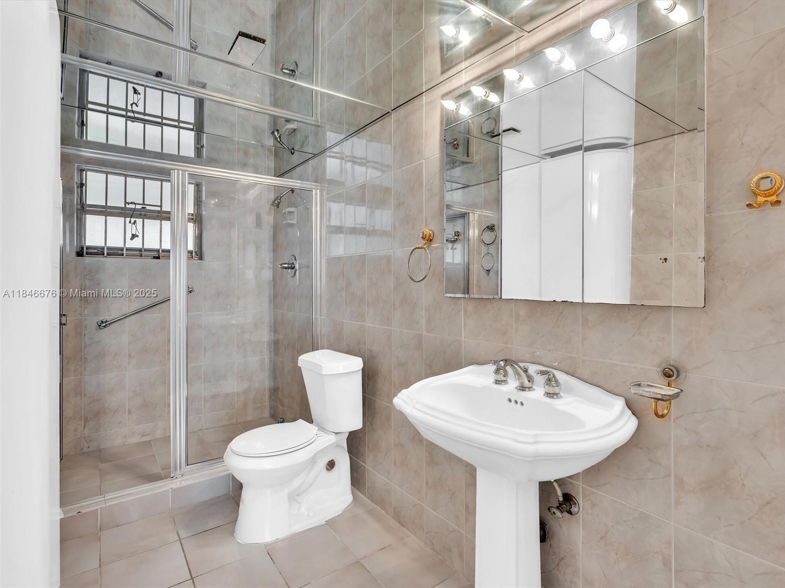 EDEN ISLES CONDO PART 2 - Residential