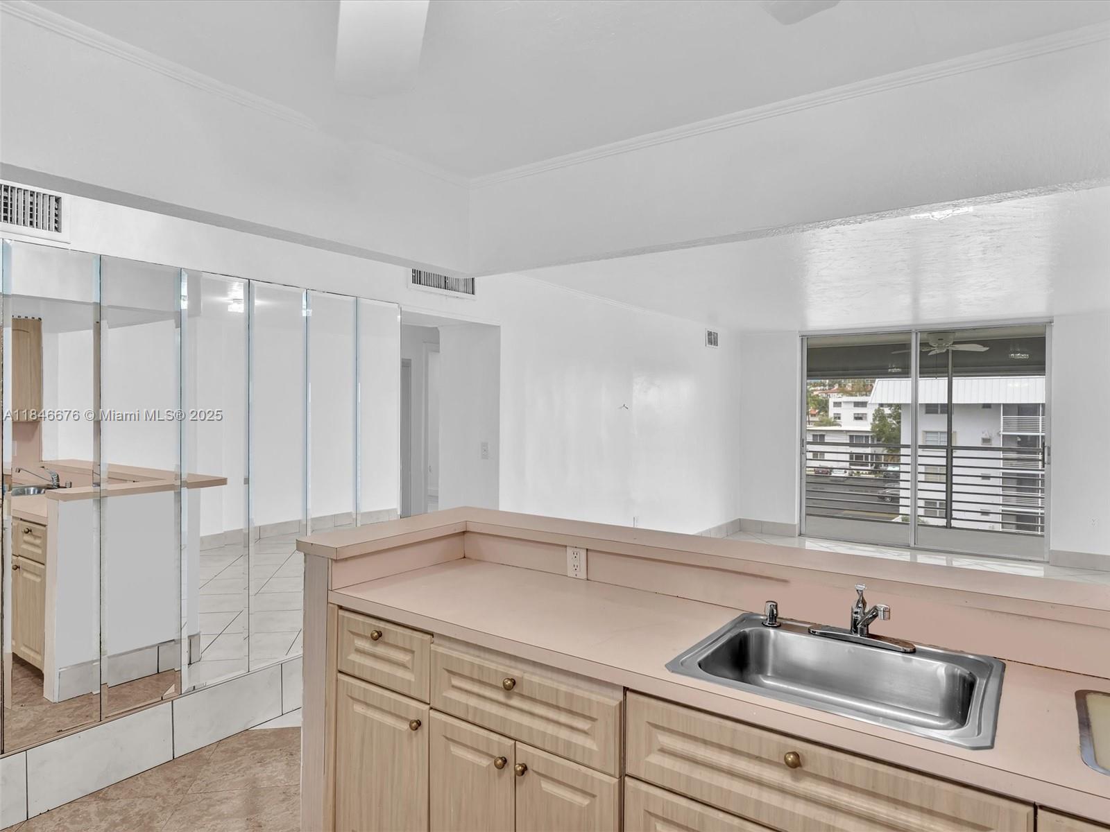 EDEN ISLES CONDO PART 2 - Residential