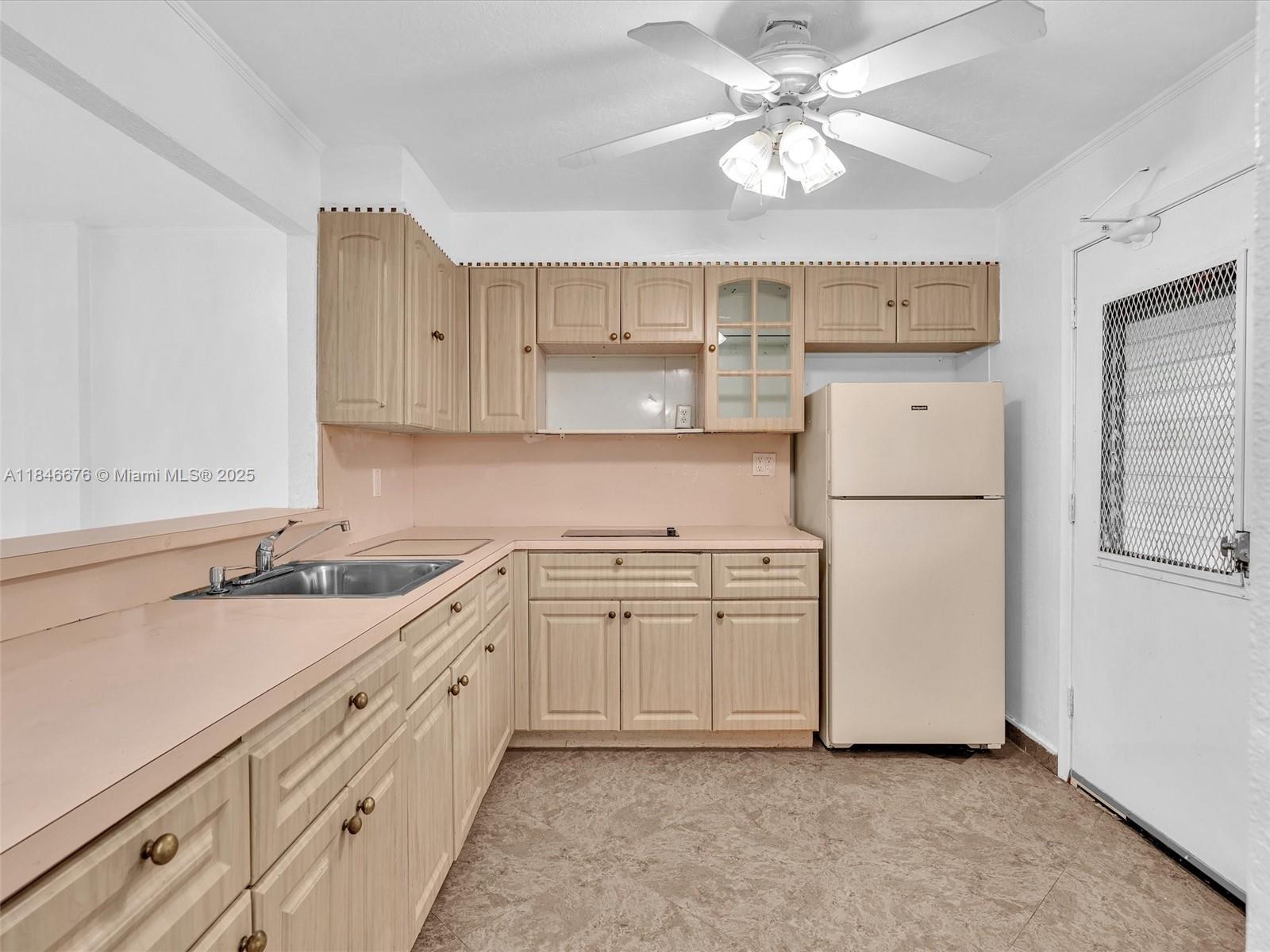 EDEN ISLES CONDO PART 2 - Residential