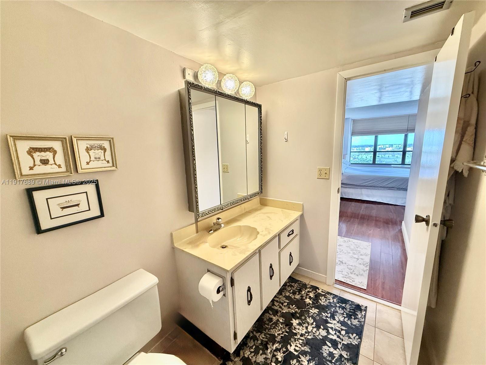 OLYMPUS CONDO PHASE - Residential Lease