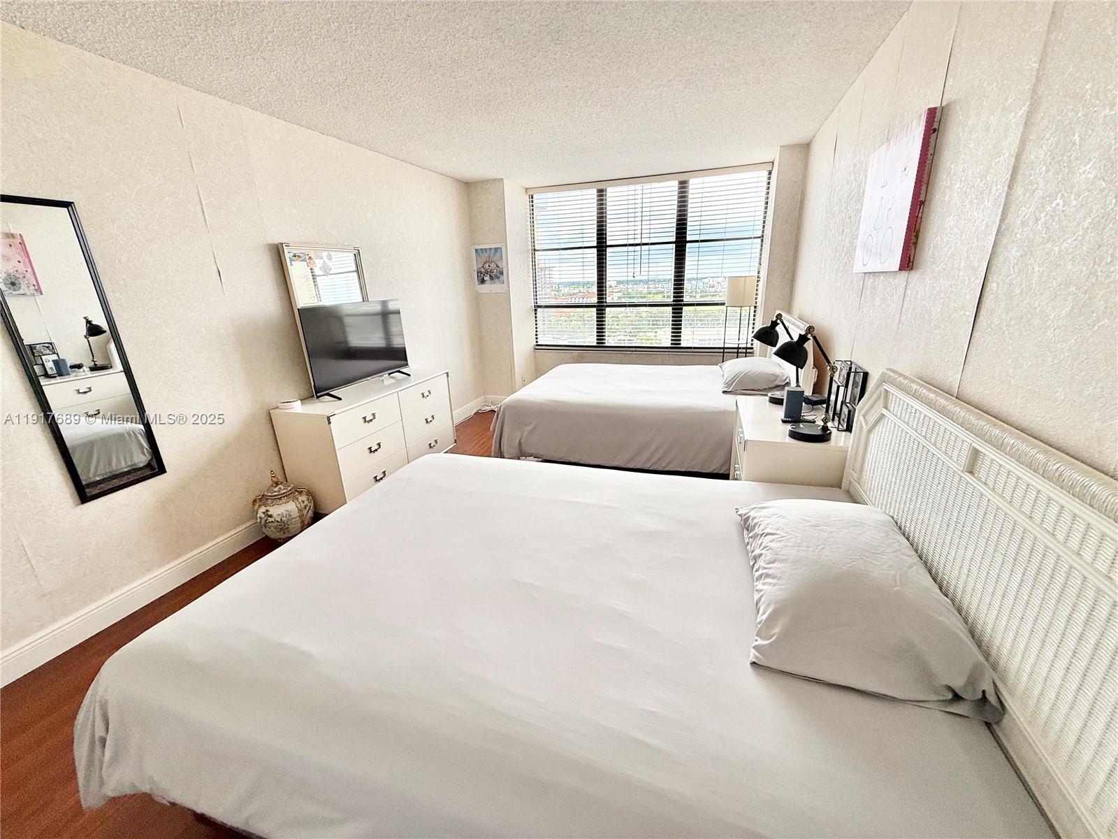 OLYMPUS CONDO PHASE - Residential Lease