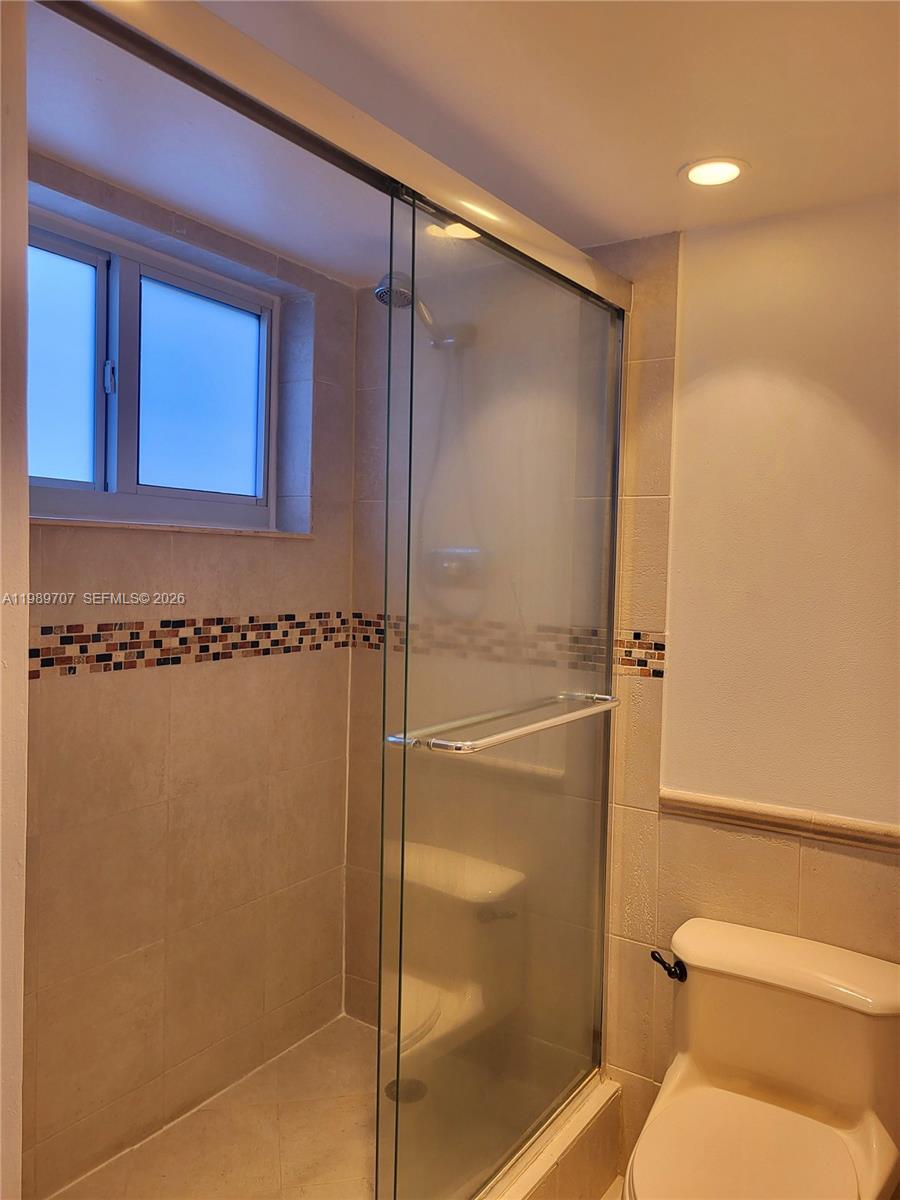 CHATILLON HALL CONDOMINIU - Residential