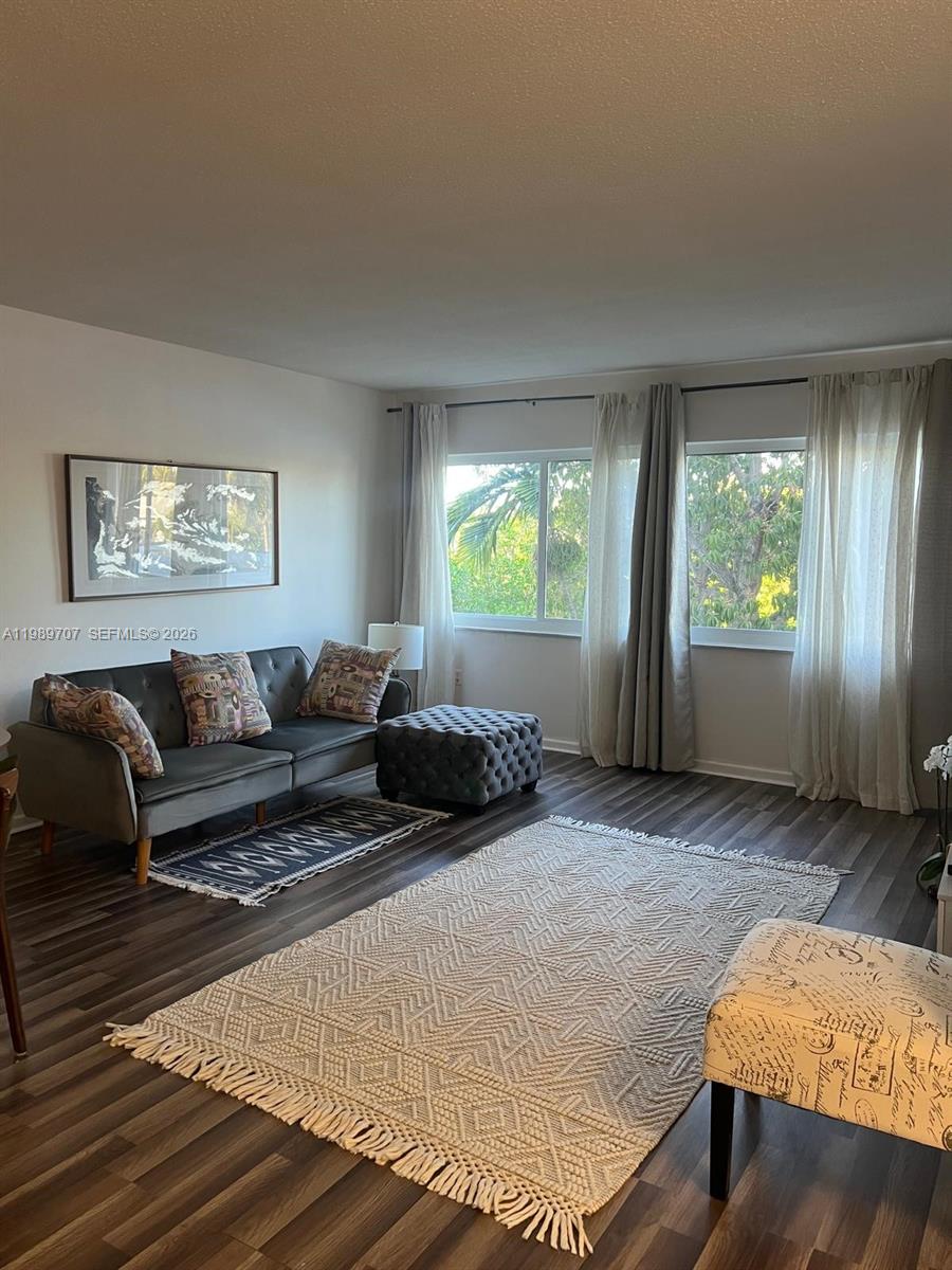 CHATILLON HALL CONDOMINIU - Residential