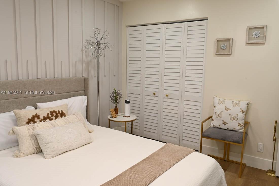 COUNTRY ISLES PHASE II - Residential