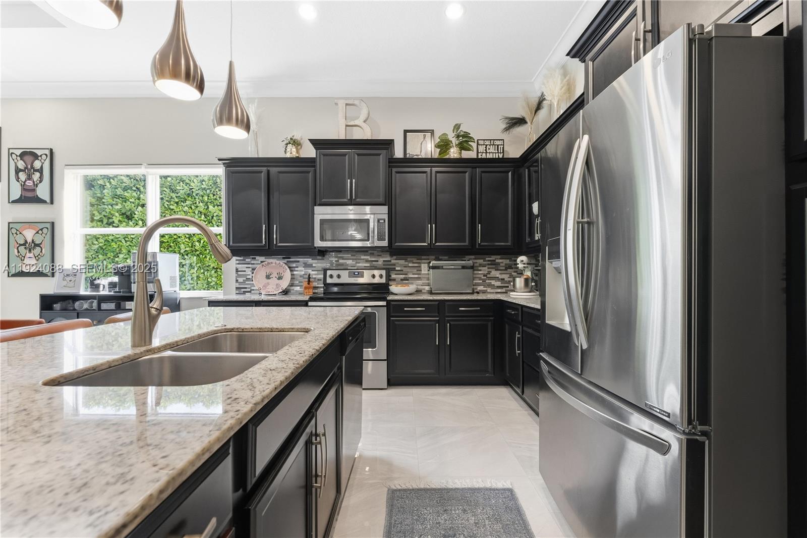 VENETIAN PARC - Residential