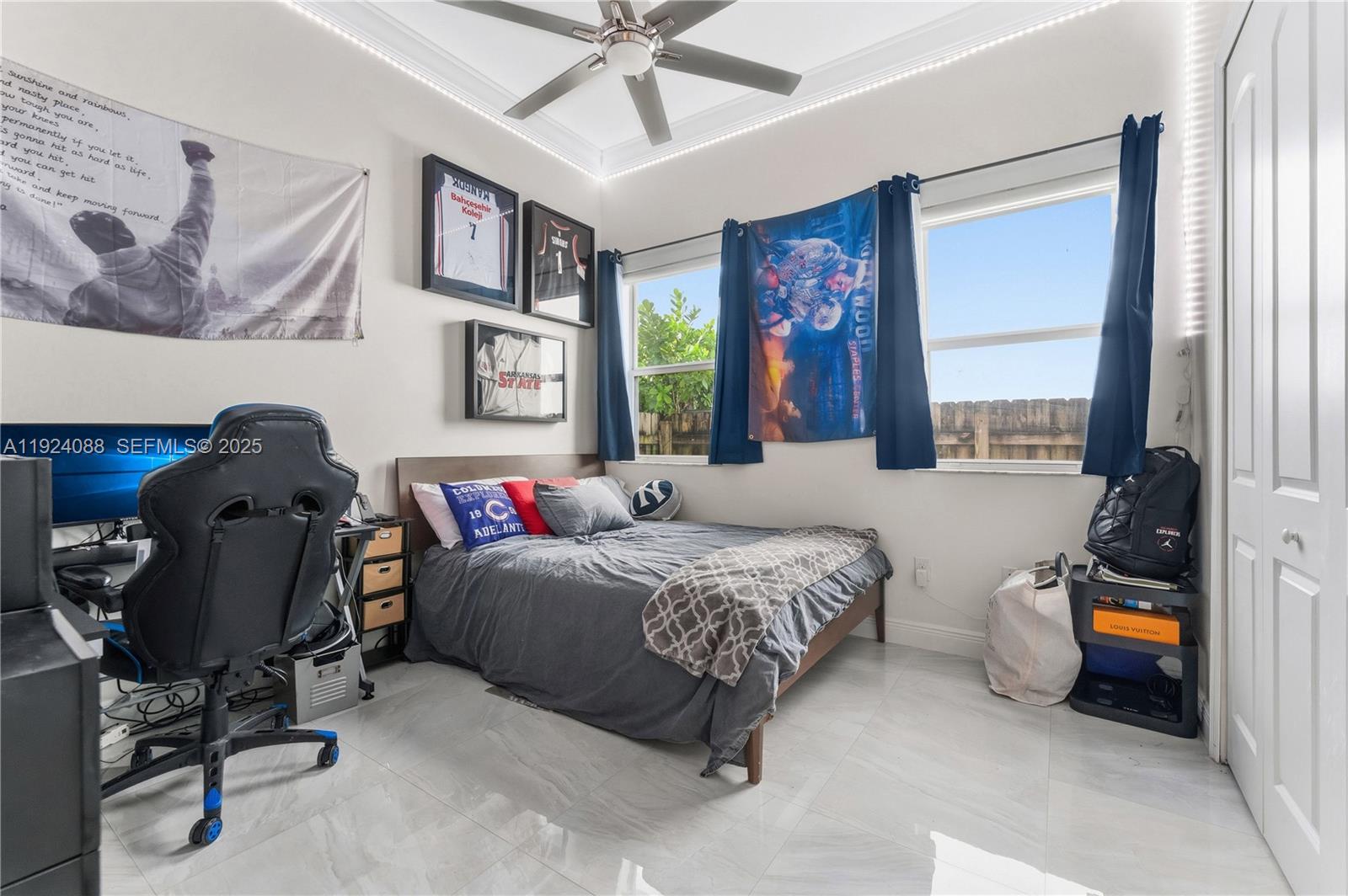 VENETIAN PARC - Residential