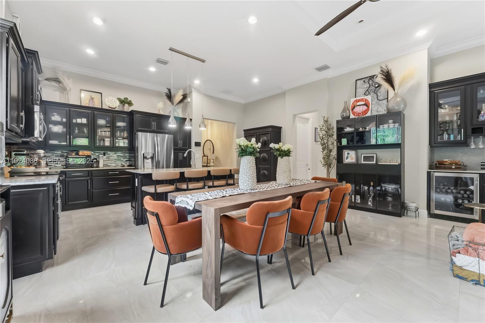 VENETIAN PARC - Residential