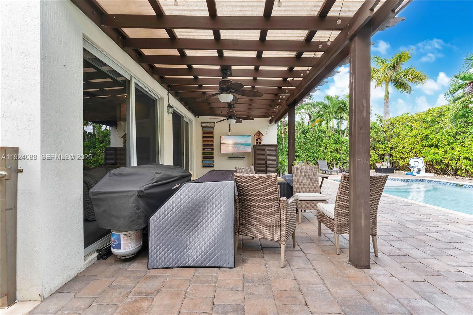 VENETIAN PARC - Residential