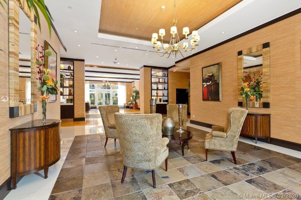 VERANDA CONDO - Residential Lease