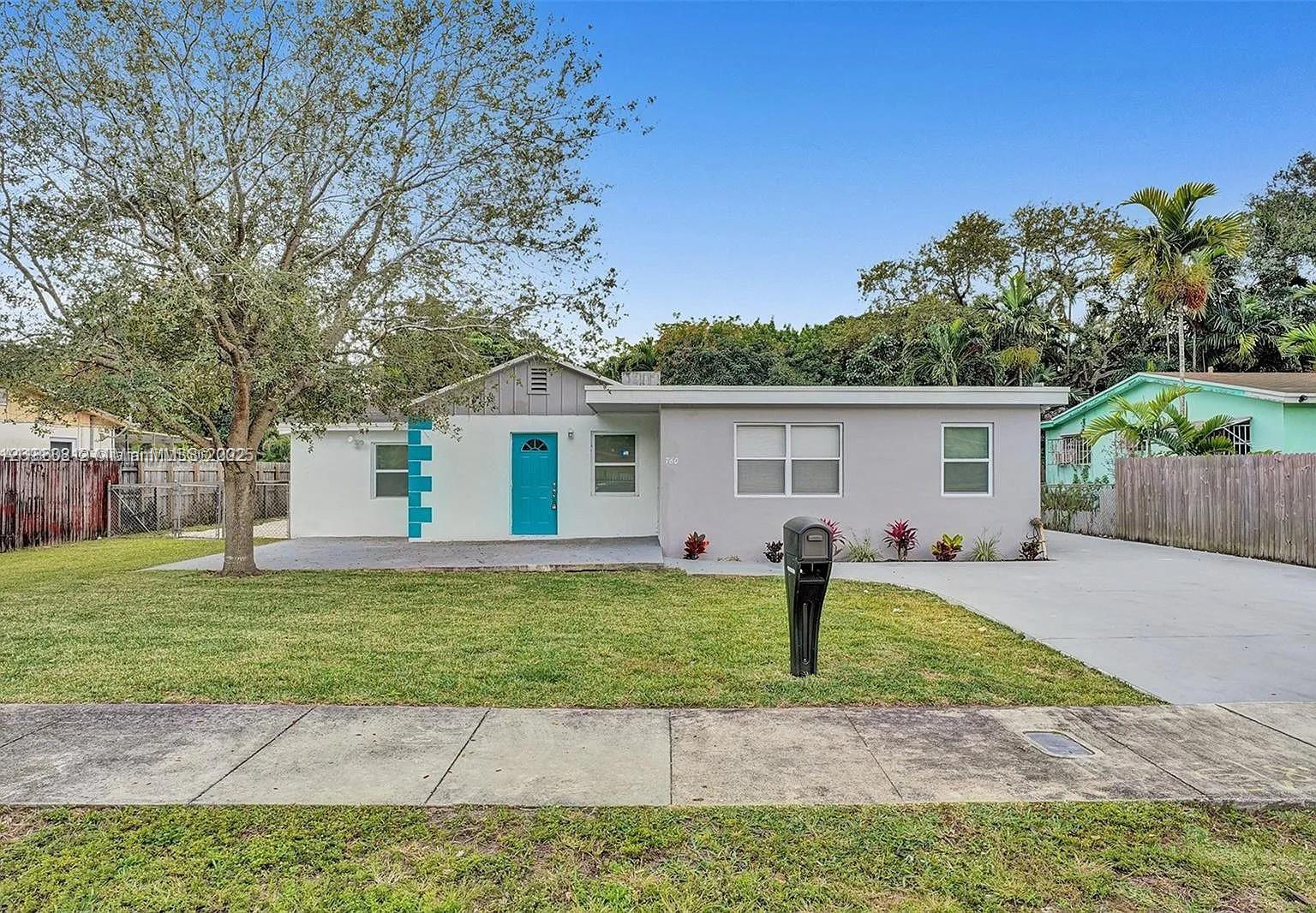 4/3 in Cul-de Sac, completely remodeled, tiled floors throughout, stainless steel appliance, nice backyard for entertaining, driveway parking. Centrally located, close to shopping, expressways, beaches, schools, etc. Rental would be preferred furnished but could also be rented unfurnished. Call listing agent for more information. Easy to show