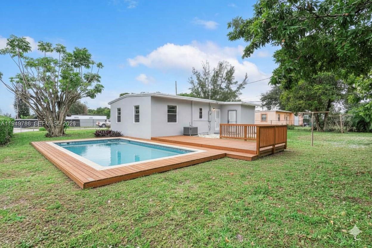 BUNCHE PARK - Residential