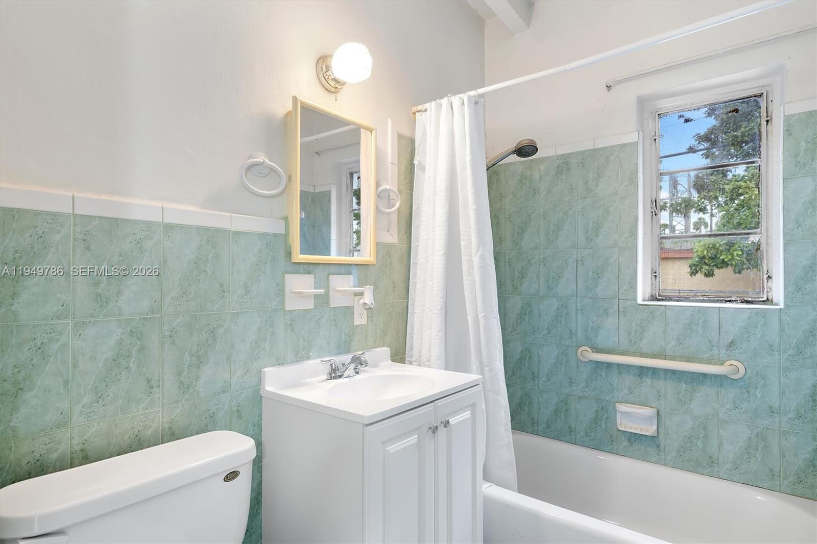 BUNCHE PARK - Residential