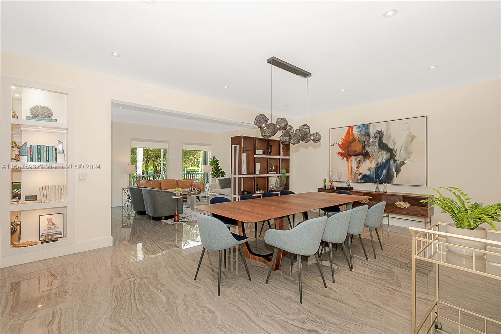 L HERMITAGE - Residential