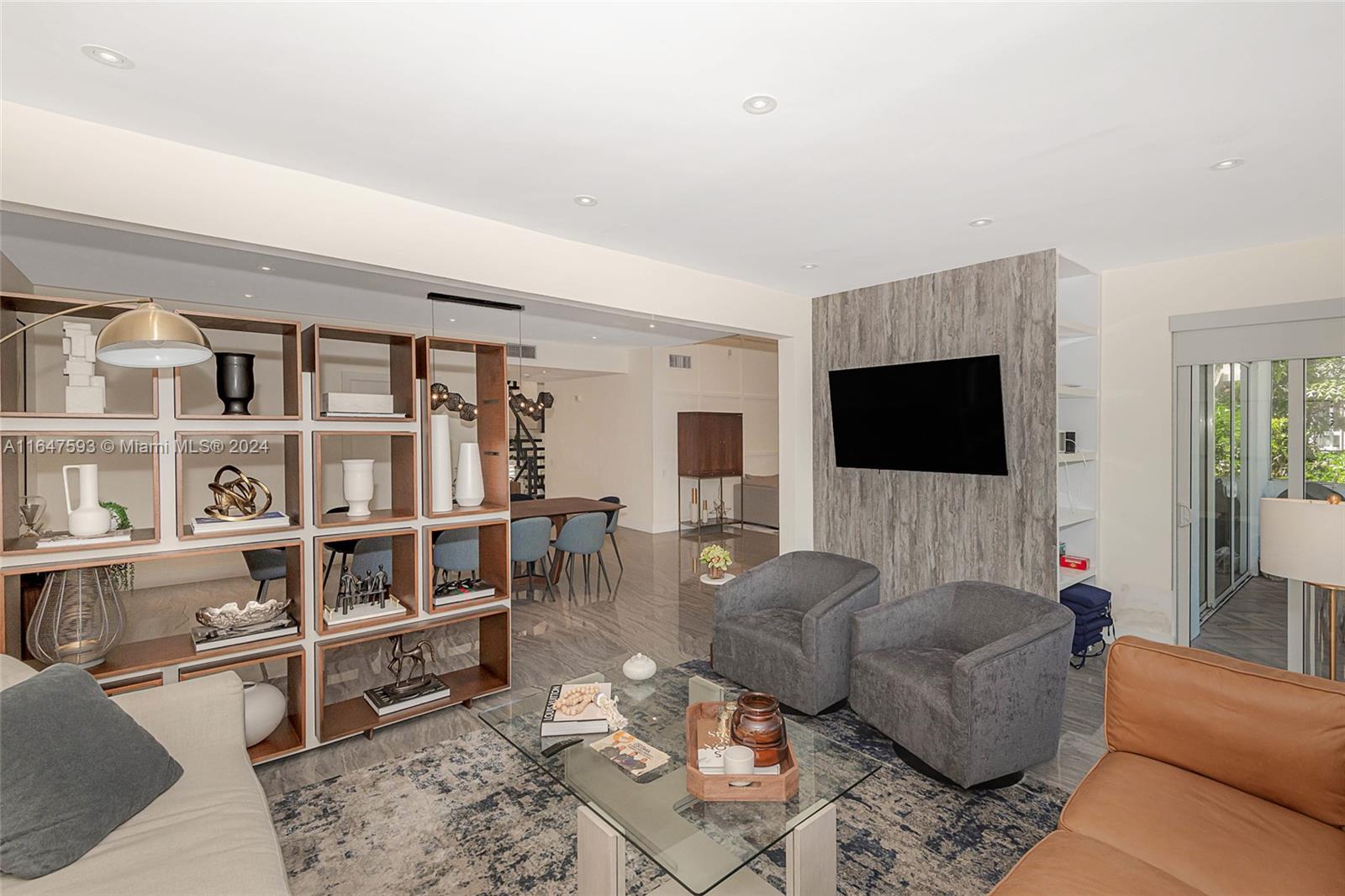 L HERMITAGE - Residential