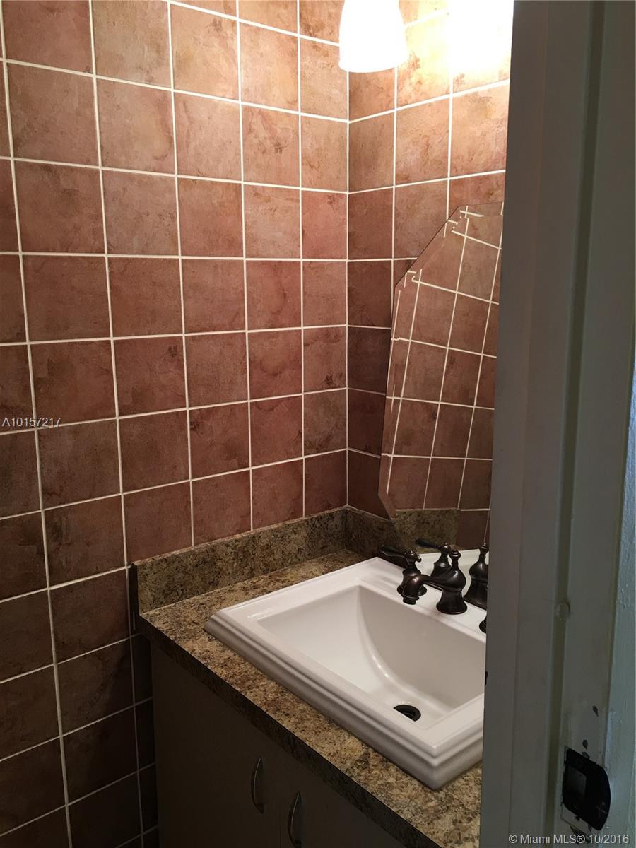 Oceanview Park Condo - Residential Lease