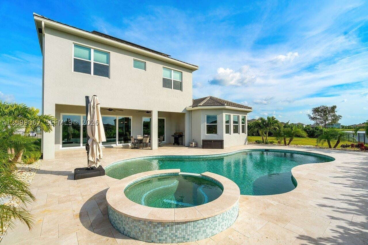 15962 Wildflower CT