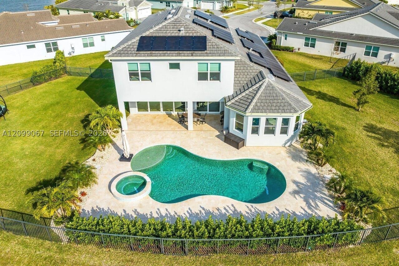 15962 Wildflower CT