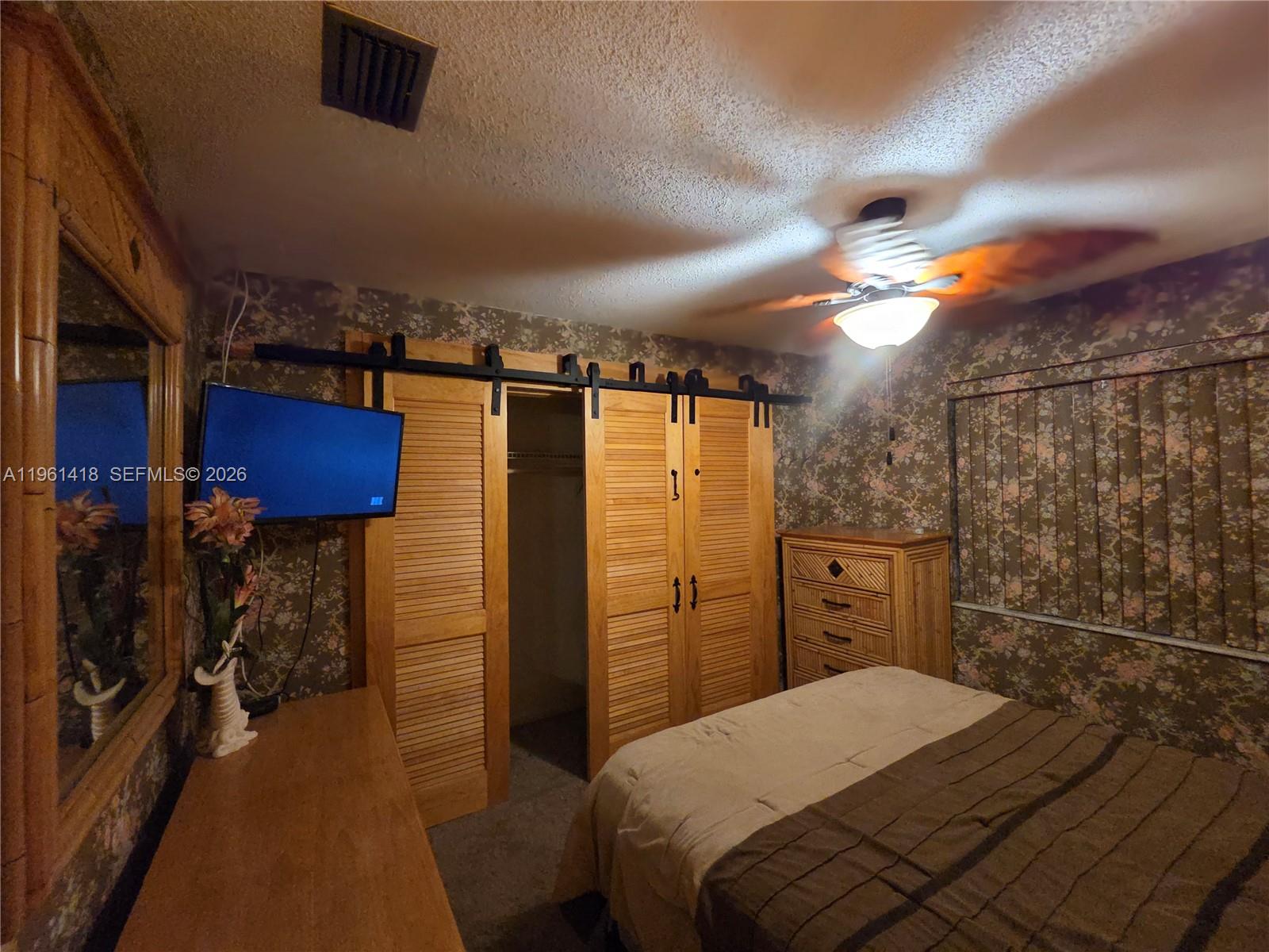 HEFTLER TOWNHOUSES AT RED - Residential