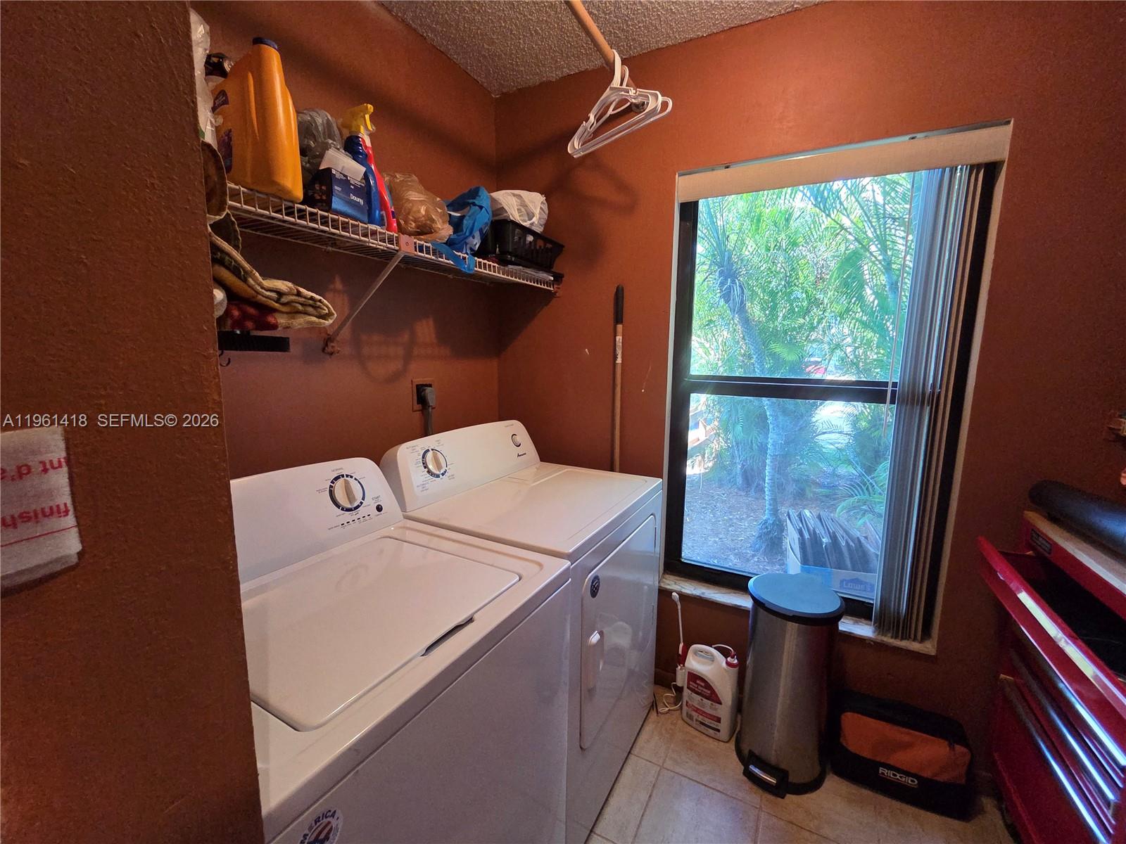 HEFTLER TOWNHOUSES AT RED - Residential