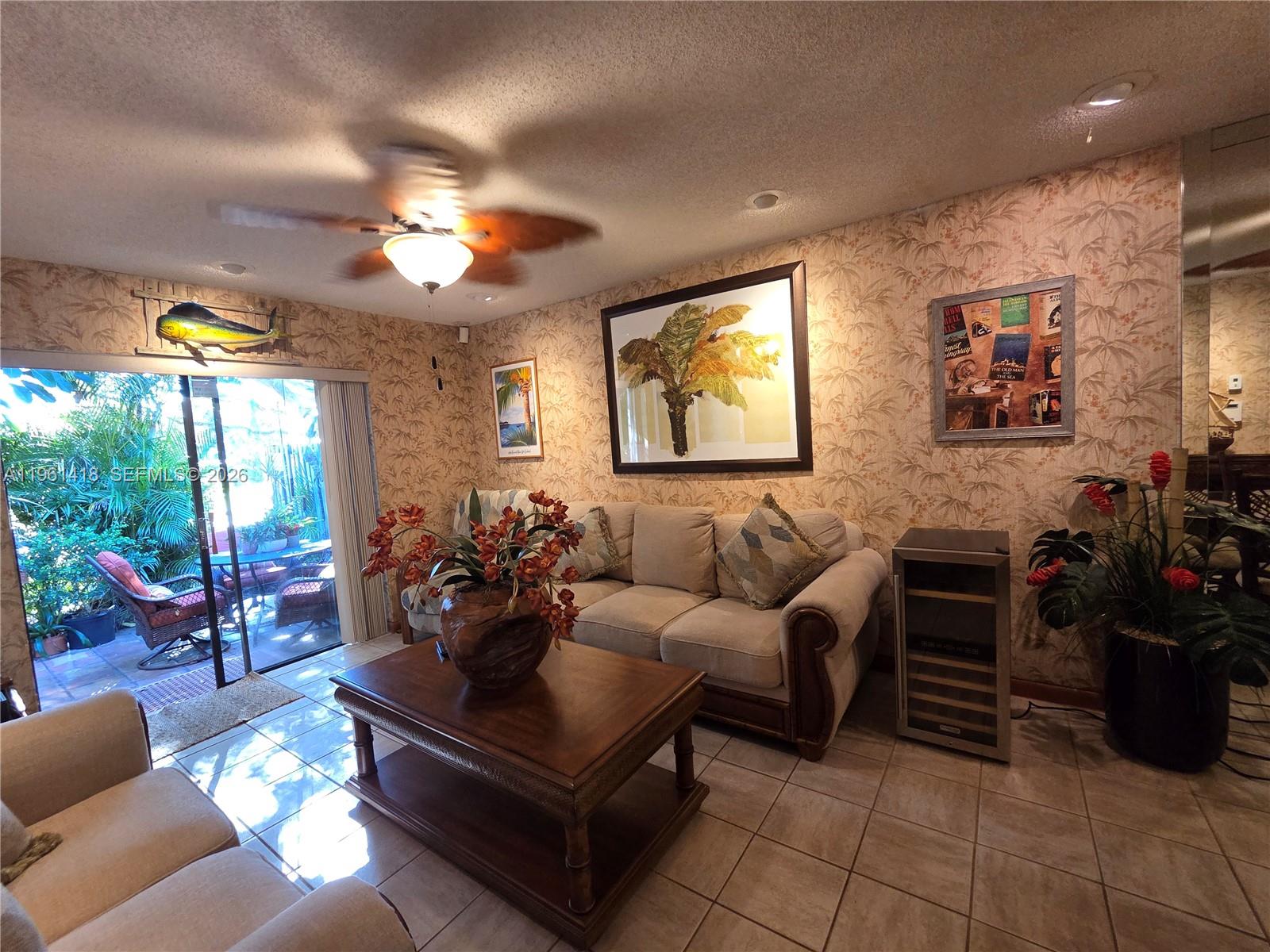 HEFTLER TOWNHOUSES AT RED - Residential