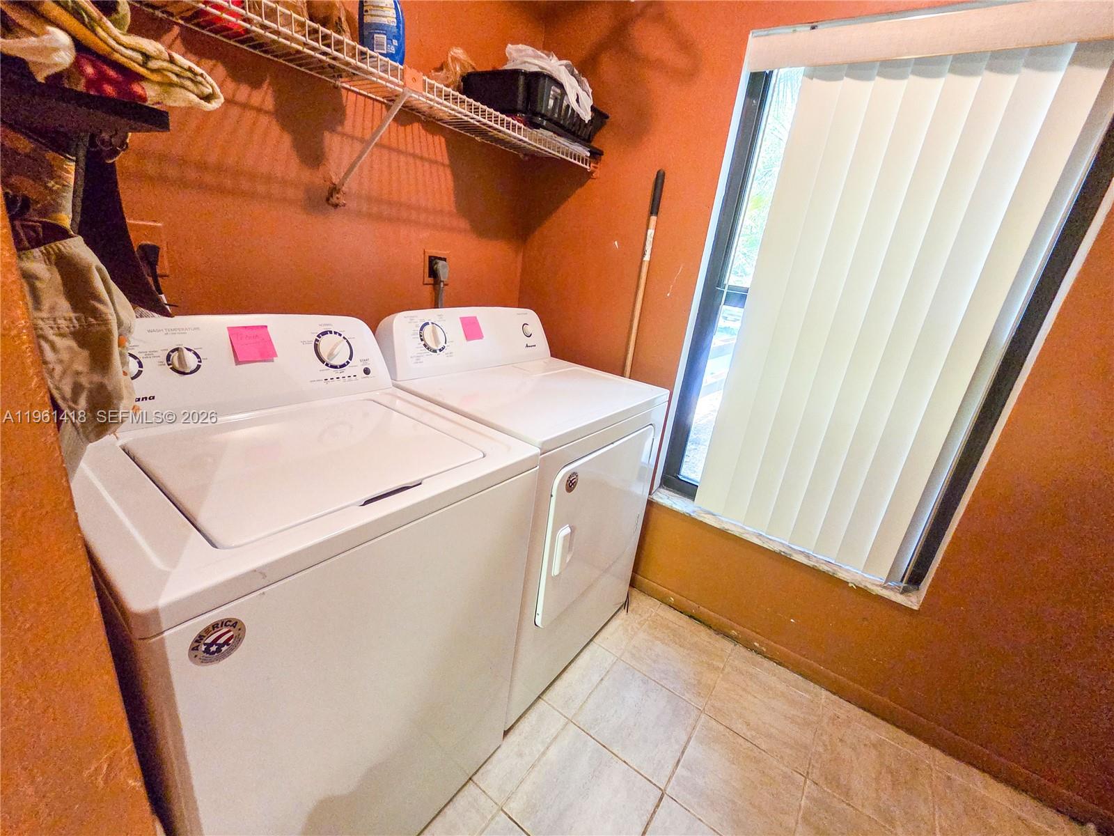 HEFTLER TOWNHOUSES AT RED - Residential