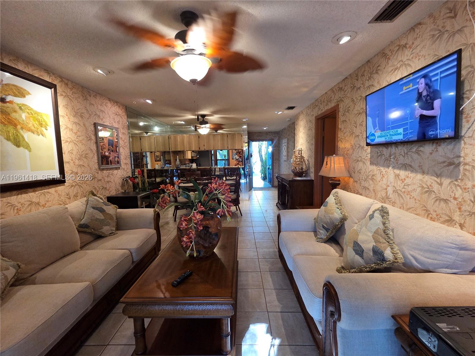 HEFTLER TOWNHOUSES AT RED - Residential