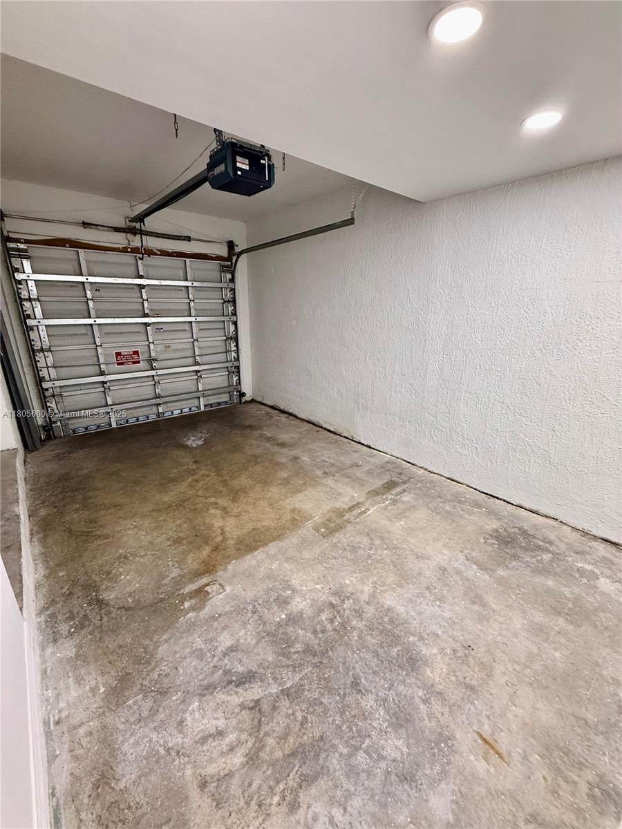 8851 NW 110th Pl 1409