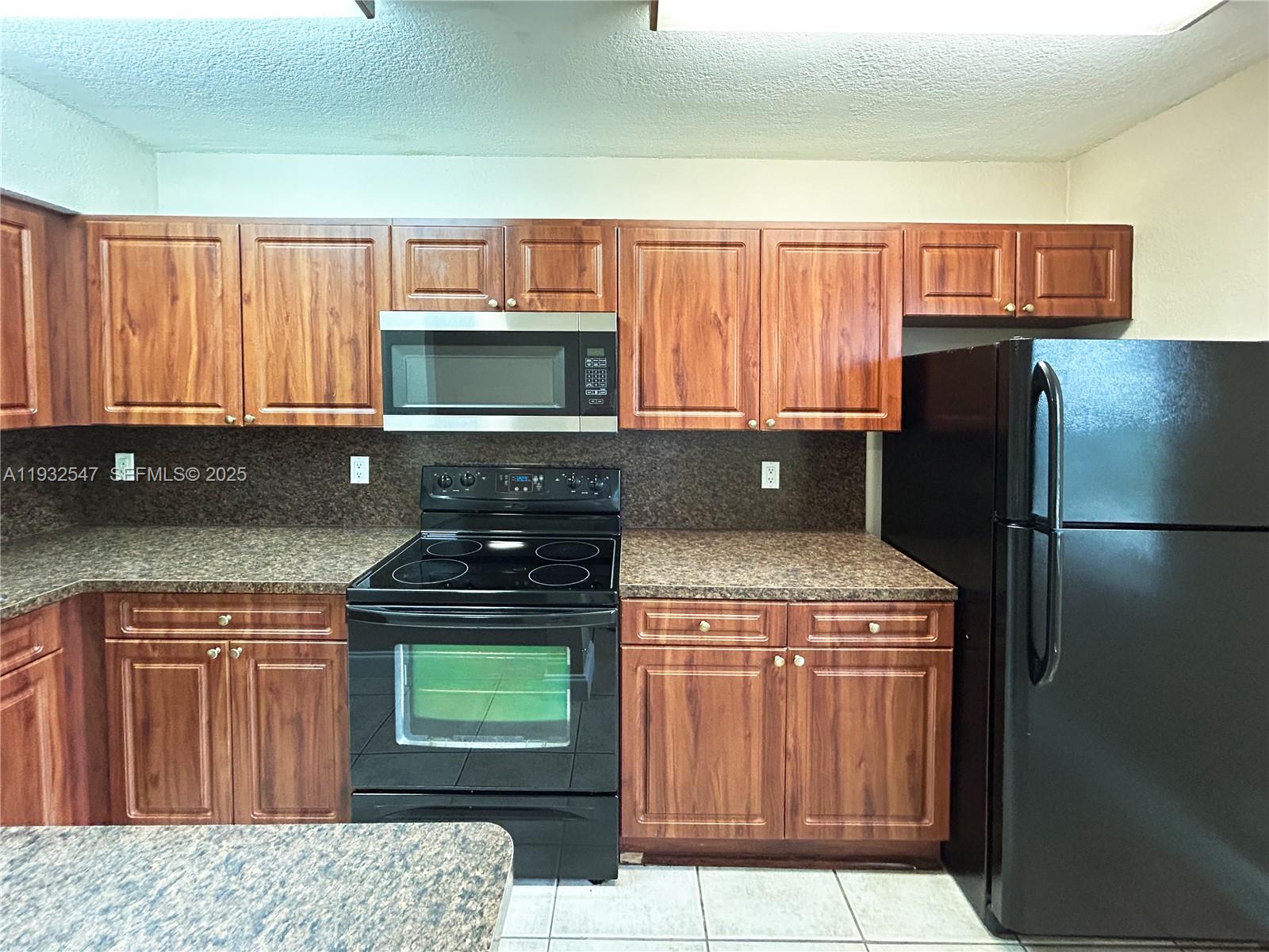 PROGRESSO - Residential Lease