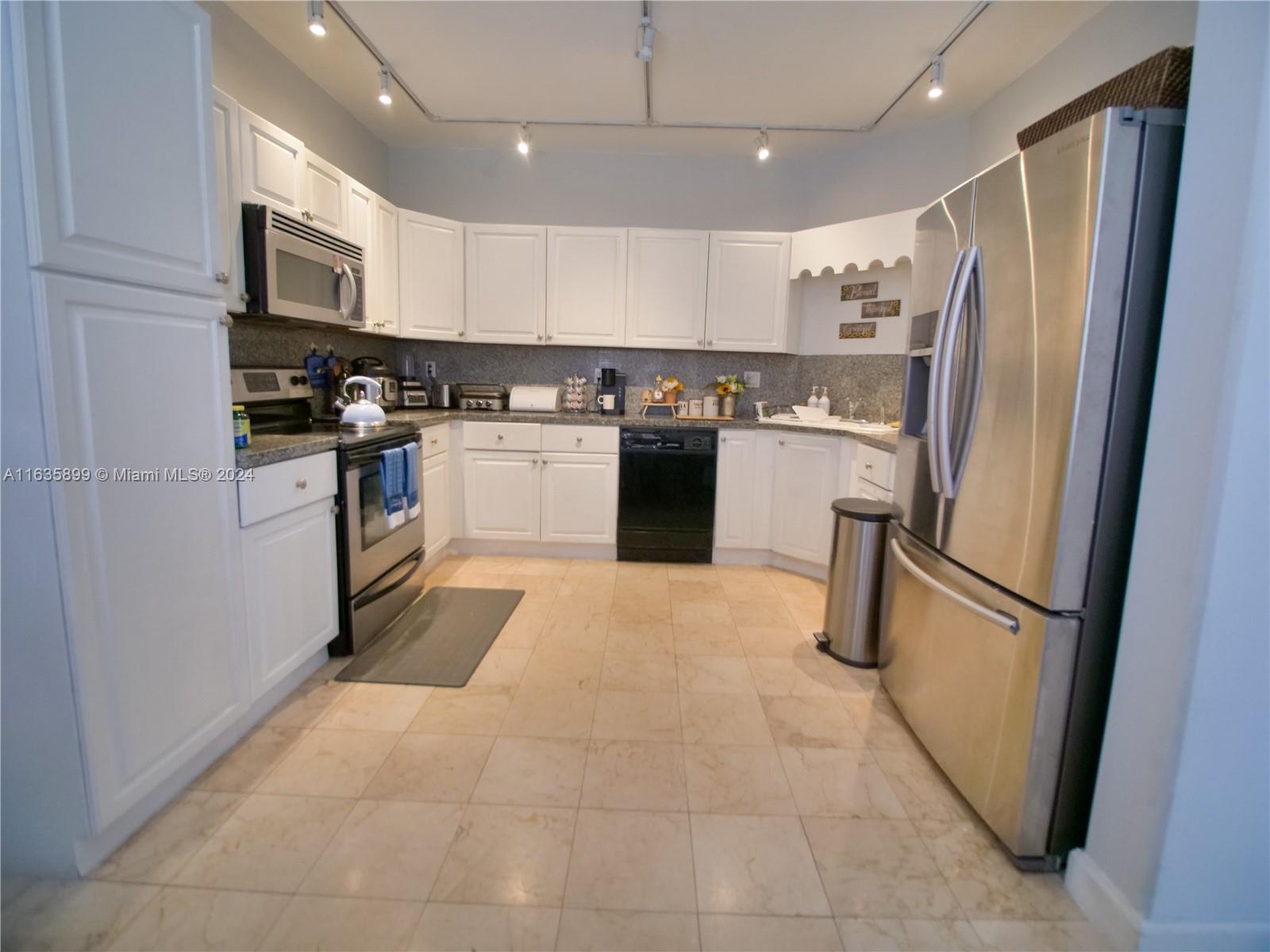 SHOMA ESTATES - Residential